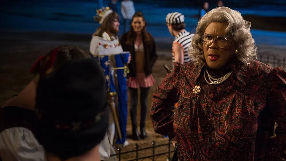دانلود فیلم Boo! A Madea Halloween 2016 ( بوو ! یک هالووین مدیایی ۲۰۱۶ ) با زیرنویس فارسی چسبیده