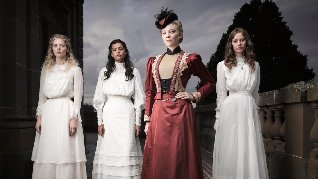 دانلود مینی سریال Picnic at Hanging Rock ( پیکنیک در هنگینگ راک ) با زیرنویس فارسی چسبیده